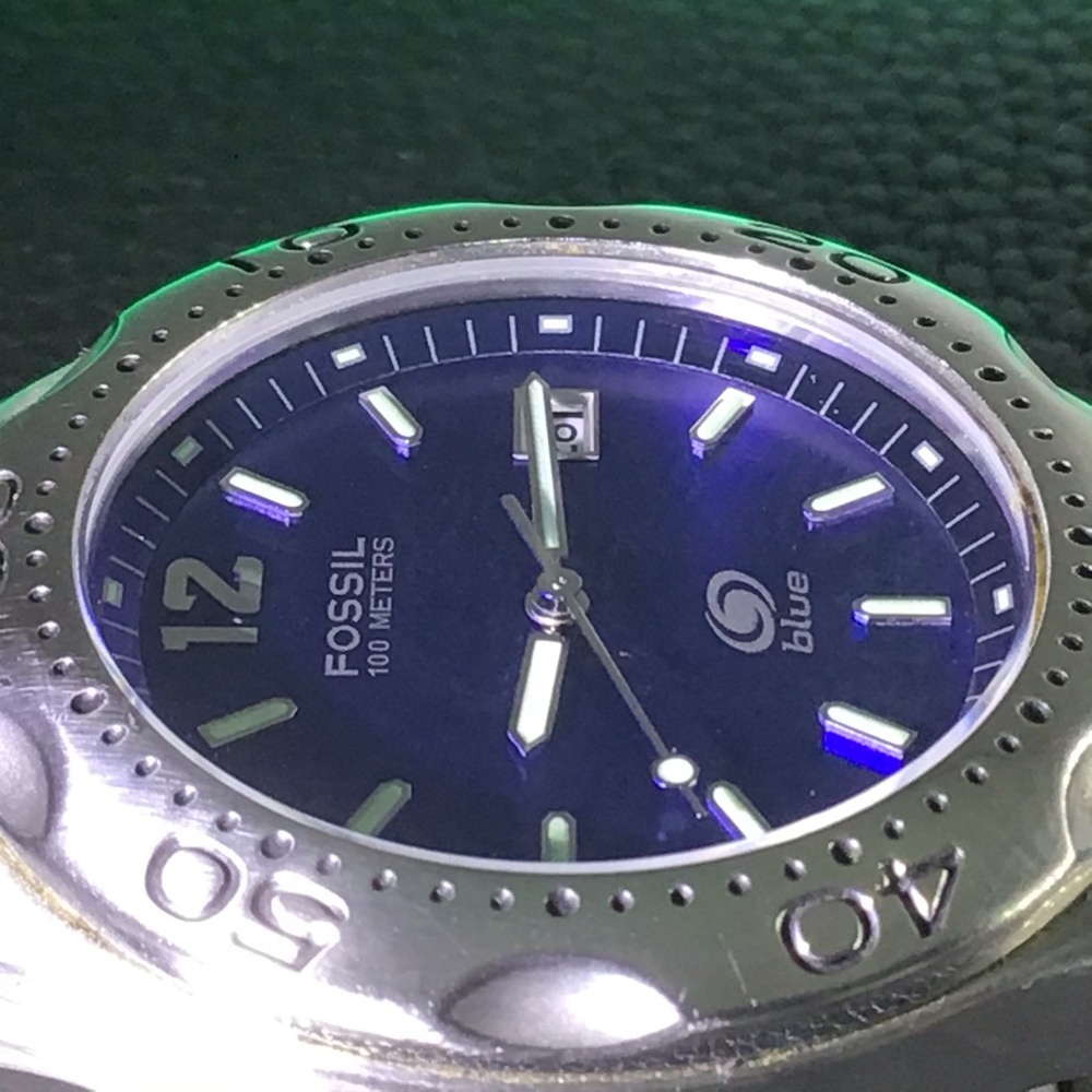 Fossil W/Iridescent Dial - image 6